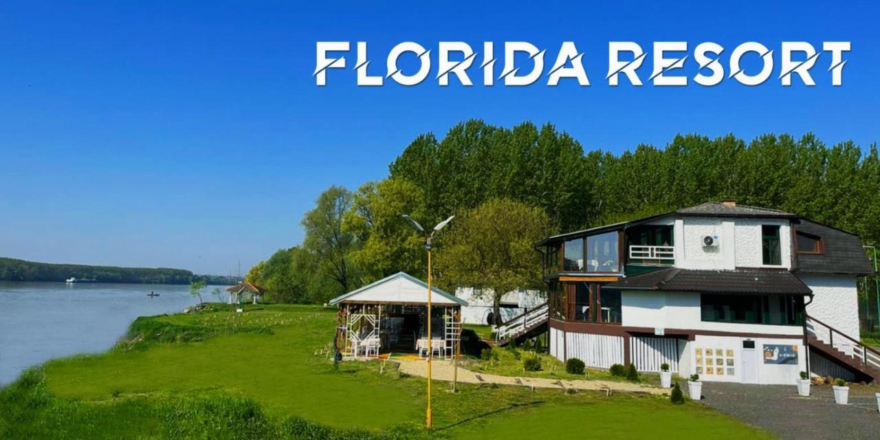 Florida Resort Backa Palanka Exterior photo